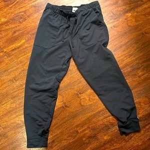 REI men’s charcoal size large joggers